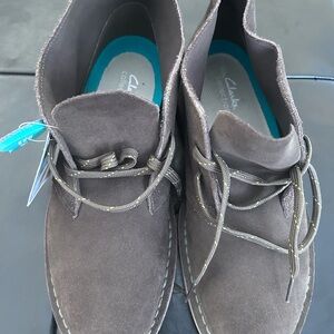 Brand new Clarks Men's Greenish Suede Shoes No Box will ship properly